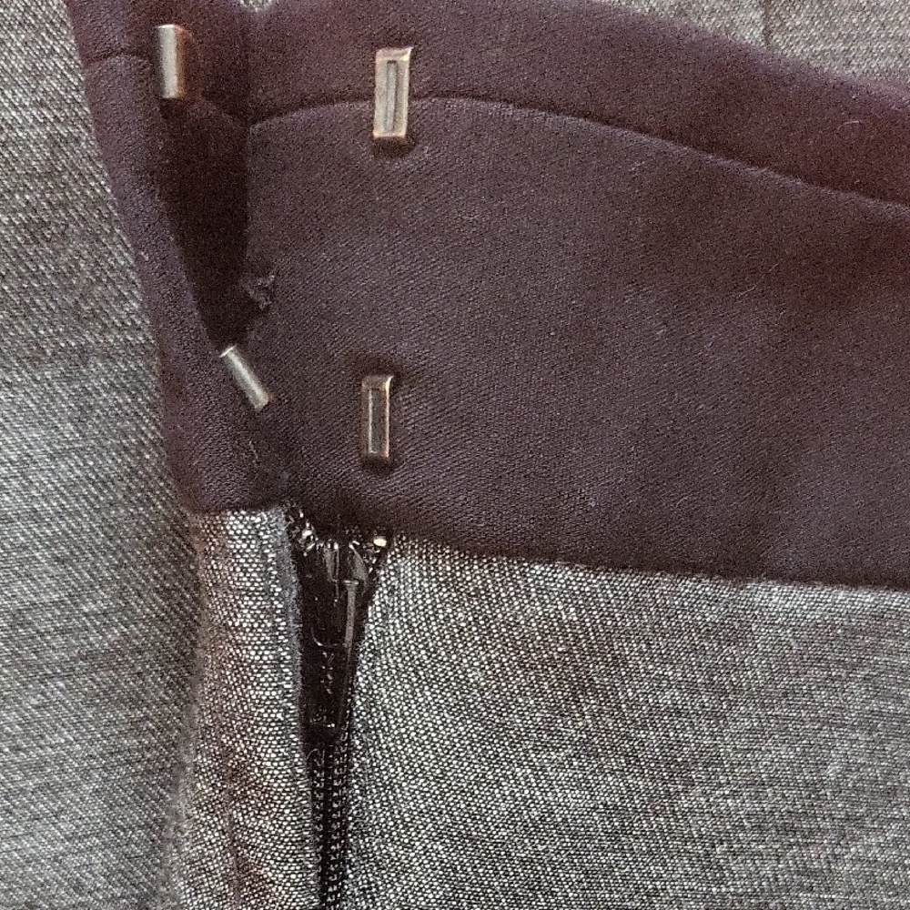 Express Black Flared Pants - Picture 7 of 7